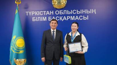 Түркістан облысының білім басқармасы басшысының міндетін атқарушы    Ғ. Орыновтың Алғыс хатымен марапатталды.